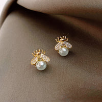 2020 new simple and luxurious Pearl Woman&#39;s Earrings Fashion design sense bee insect Earrings Korean women jewelry sexy Earrings